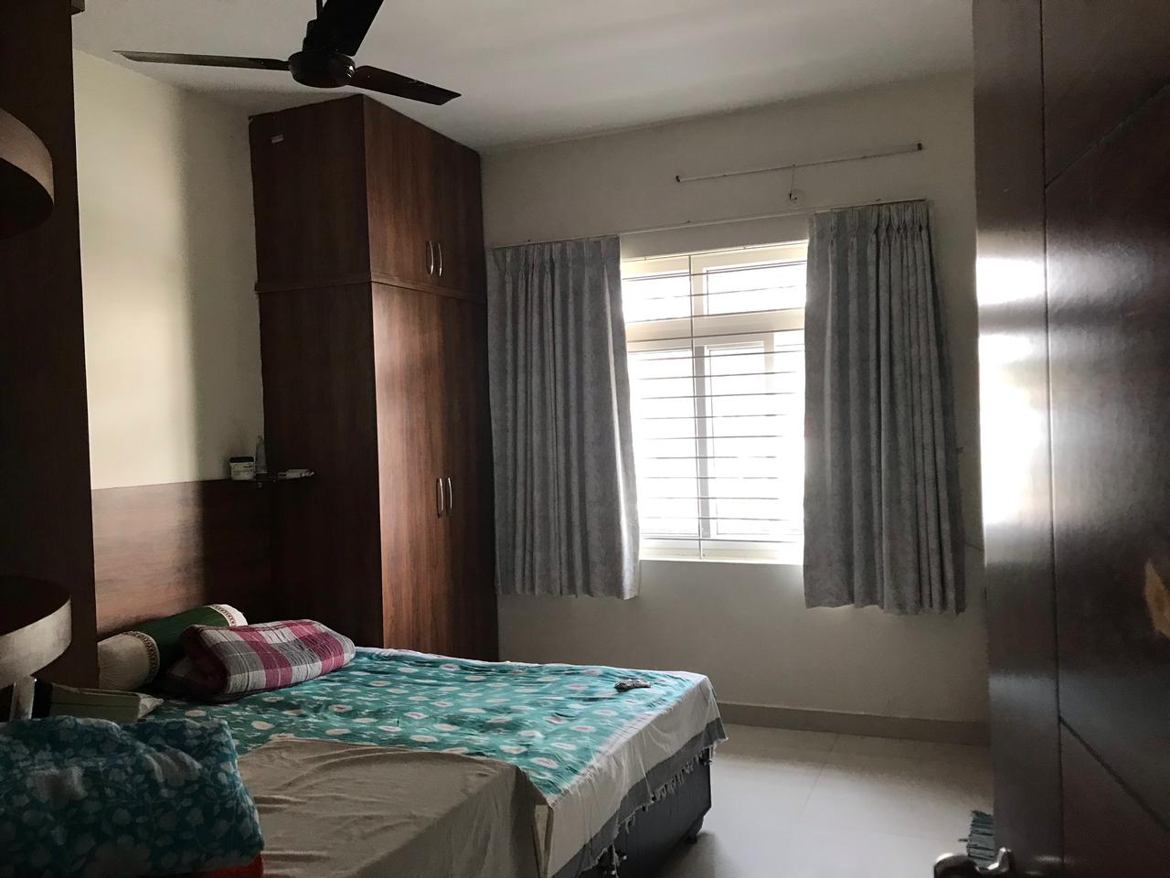 3 BHK FLAT FOR SALE AT HI